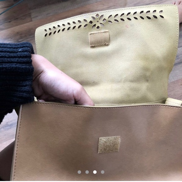 Vintage Minimal Purse - Picture 4 of 4